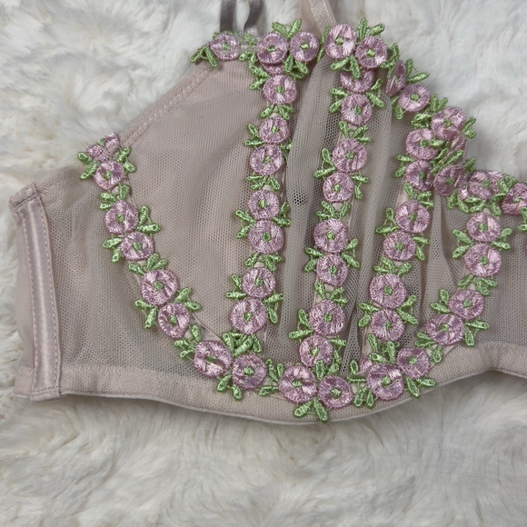 Victoria’s Secret Dream Angels Balconette Bra 36B Pink Rosebud Floral Embroidere - Picture 4 of 6
